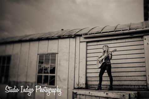 Madison Portrait Photography Emily Gatzke Studio Indigo Senior