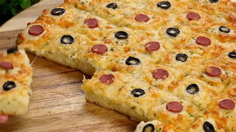 Supar Garlic Bread Pizza Style Recipe Cheesy Garlic Bread Pizza