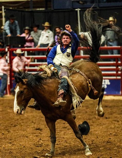 SLIDESHOW Heart O Texas Rodeo And Fair The Baylor Lariat