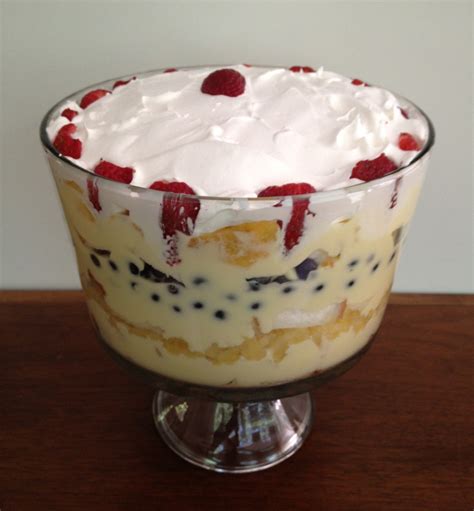 Easy Desserts: Summer Fruit Trifle Recipe | Delishably