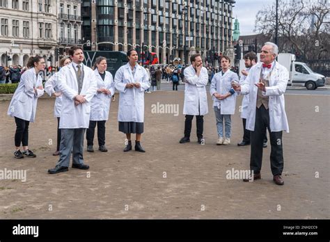 London UK 20 February 2023 A Flashmob Of Singing Doctors And