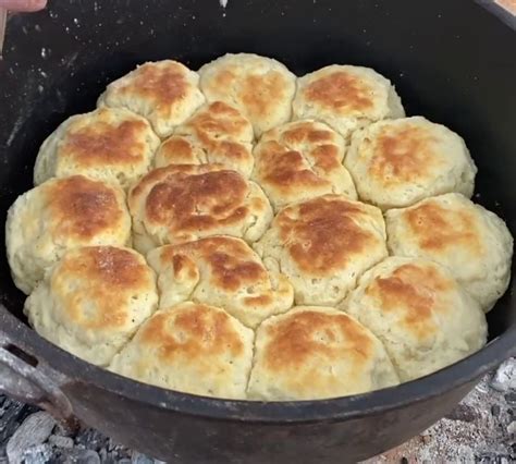 Cowboy shares delicious old-fashioned biscuits & gravy recipe