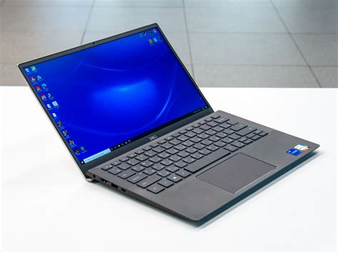 Ноутбук Dell Vostro 5301 5301-8402: IPS-дисплей с диагональю 13,3 дюйма ...