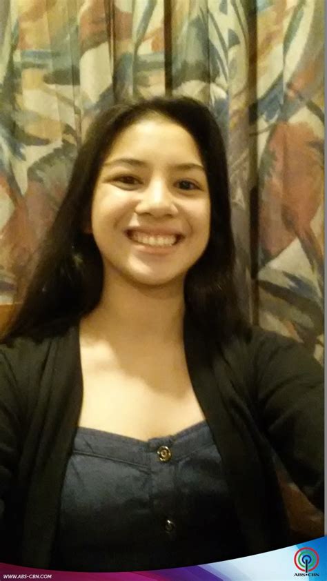 Selfie photos of Zonia Mejia before entering PBB house