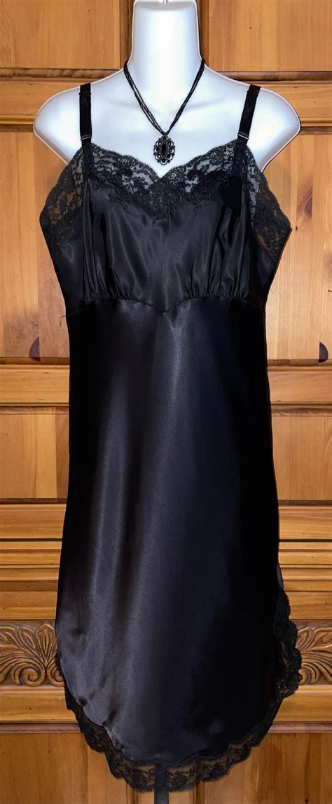 Vintage S Black Satin Elegant Sexy Full Slip Pink Girl Vintage Lingerie