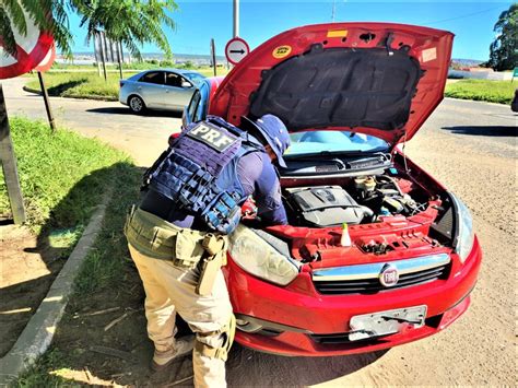 Prf Recuperou Carro Roubado Que Circulava Com Placas Clonadas Em