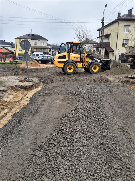 Trwaj Prace Budowlane Na Naszych Drogach Https Miastolaskarzew Pl