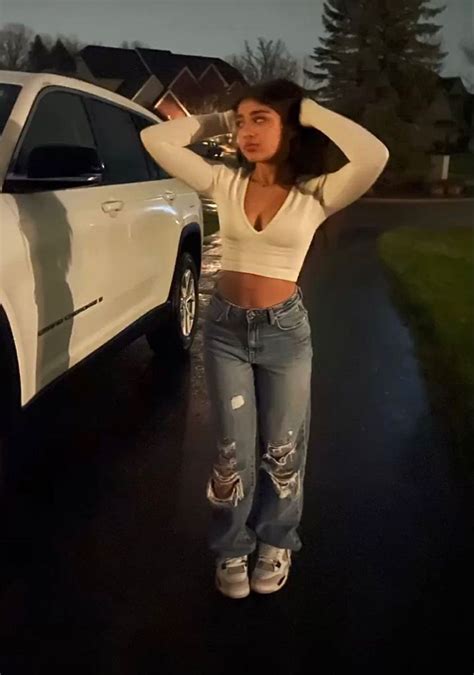 Pin By Brihanna On Outfits Latina Fashion Outfits Cute Everyday Outfits Teen Fashion Outfits