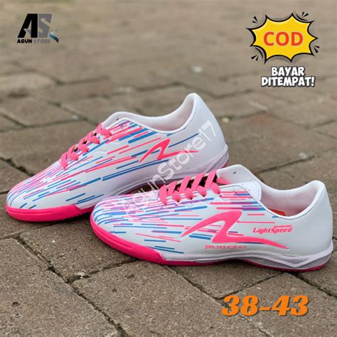 The Newest Specs Reborn Futsal Shoes Futsal Shoes Specs Lightspeed