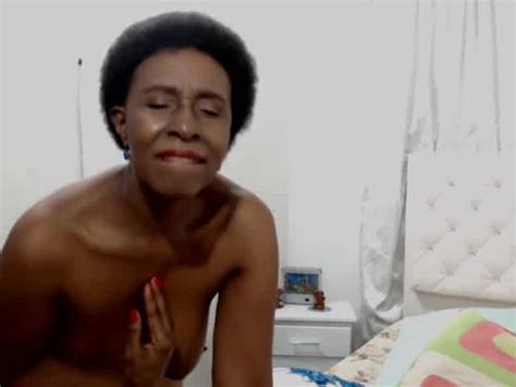 More Of My Cam Adventures With A Middle Aged Ebony Latina Hotntubes