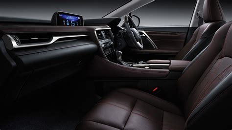 Lexus RX 450h interior