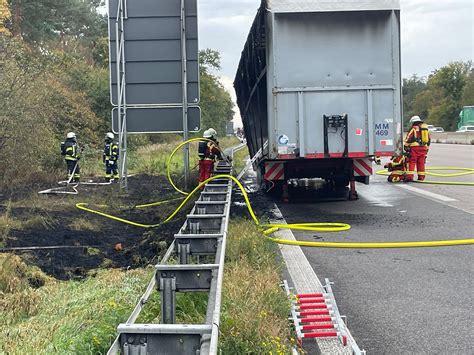 Lkw Anh Nger Im Vollbrand Auf Der Bab Hp Feuerwehr Bruchsal