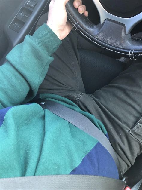 Too Shy To Post A Nude But DMs Are Open Hehe New To All Of This Scrolller