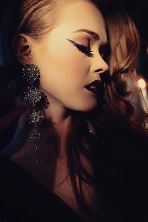 Fashion Portraits with the Canon RF 35MM Lens