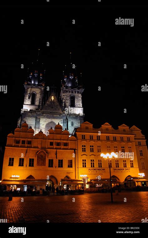 Gothic Church Night Hi Res Stock Photography And Images Alamy