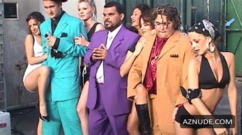 WAITING NUDE SCENES AZNude