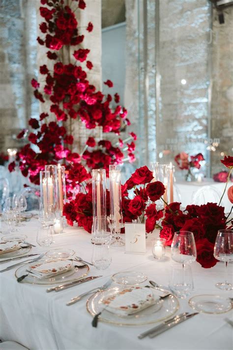 Red Roses Wedding Inspo Romantic Table Settings With Floral