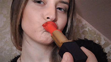 Queen Lusy Kissing Lesbian Clip1280x720 HD AVI