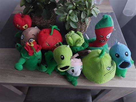 Yea so I got a pvz plush bundle and it came with alot : r/PvZ_Plushies