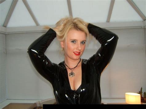 Amateur Milf Blonde Blasses Lingerie X Porn Pic