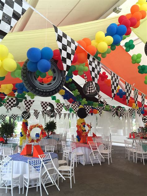 Decoración Fiesta Hot Wheels con Encanto by Marita Hotwheels birthday party Cars birthday