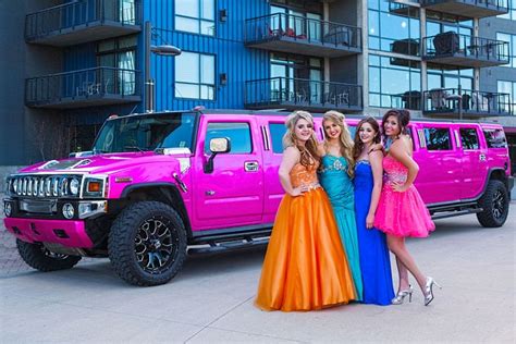 Pick Your Prom Ride Now ⎜ Limousine Service ⎜ Portland Or