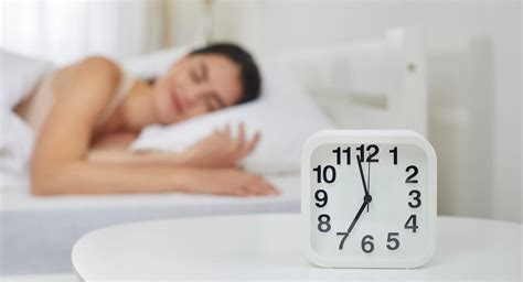 Experto revela la hora en que debemos ir a dormir para tener un sueño