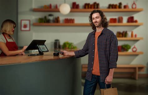 Wells Fargo breaking the fourth wall :: Behance