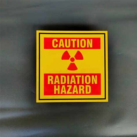 Jual Stiker Radiation Hazard Stiker Peringatan Bahaya Radiasi