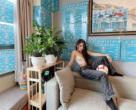 Dàn hot girl tập Gym 3 vòng nóng bỏng đại chiến vì chung kết EURO