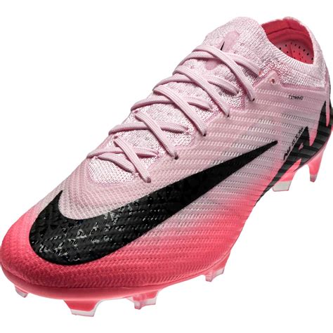 Nike Mercurial Vapor Soccer Shoes & Cleats | SoccerMaster.com