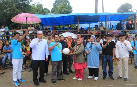 Bupati Pasaman Barat Hamsuardi Membuka Turnamen Volly Ball IPPAB Cup I