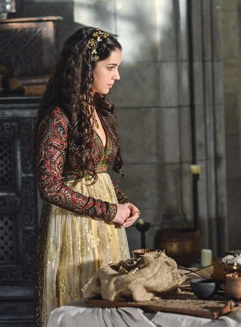 Adelaide Kane As Mary Stuart Queen Of Scots In Reign Tv Series 2013