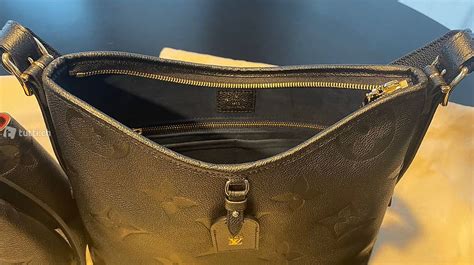 Louis Vuitton Carryall Pm Monogram Empreinte Leder Schwarz Im Kanton