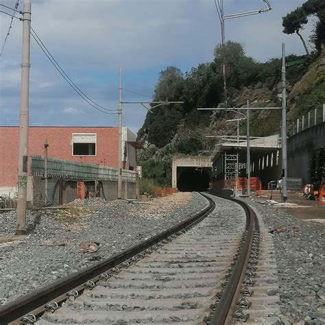 Pozzuoli Terminati I Lavori Sulla Linea Della Cumana Riprende La