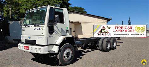 Caminhao Ford CARGO 2628 usado à venda