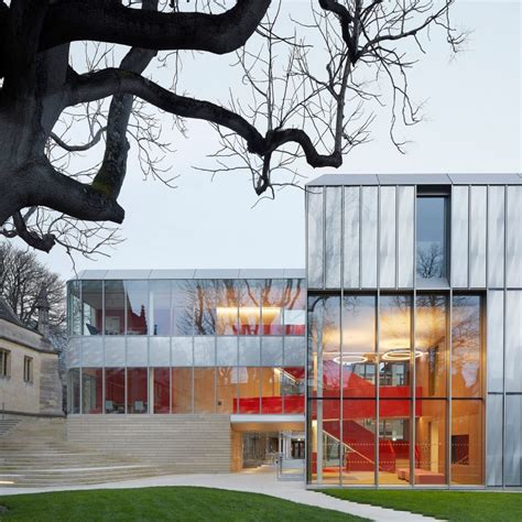 Al A Completes Tile Covered Entrance And Subterranean Gallery For London S Vanda Museum