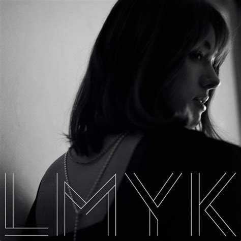 Il Cantante Lmyk Esegue Il Tema Finale Di Without Love Per La Seconda