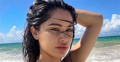 Model Dubbed Too Hot To Handle As She Flashes Underboob In Tiny Bikini Daily Star