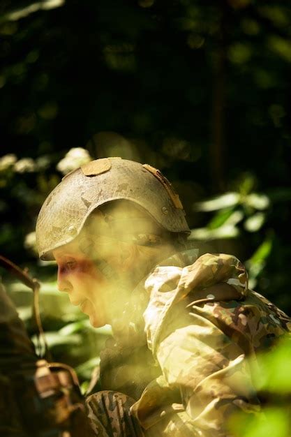 Experiência Militar Completa Comando De Um Dia Correndo Pela água Com