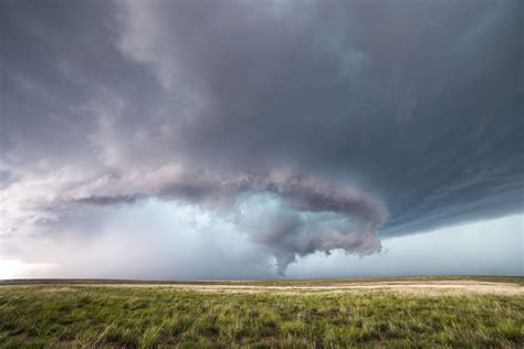 Storm Chaser Captures Incredible Photos In Tornado Alley Clouds