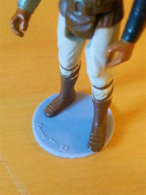 Free STL File Kenner Star Wars Figure Stands3D Printing Model To