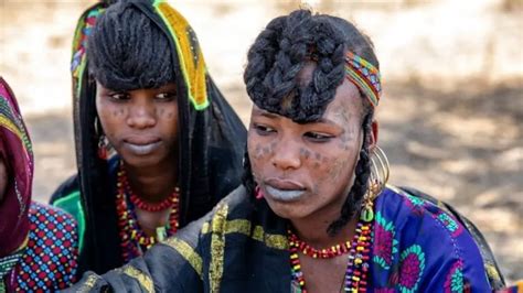 working  nigeria heres      cultures
