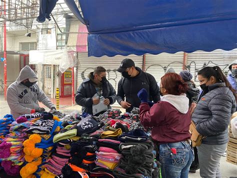 Nl Incrementa Venta De Gorros Y Guantes Por Frente Fr O Telediario M Xico