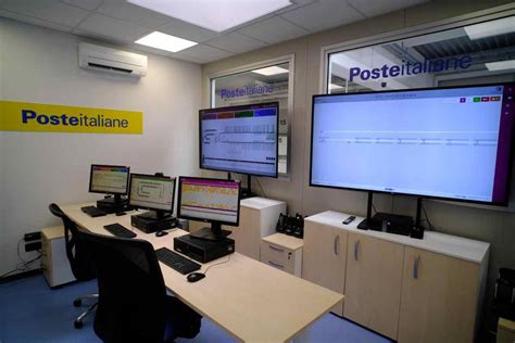 Poste Italiane Assume Ecco I Requisiti Richiesti E Come Candidarsi