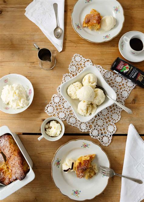 Zabaglione Italiano E Gelato Allo Zabaione