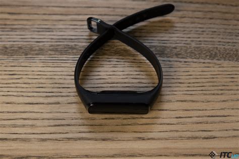 Обзор фитнес-браслета Samsung Galaxy Fit E
