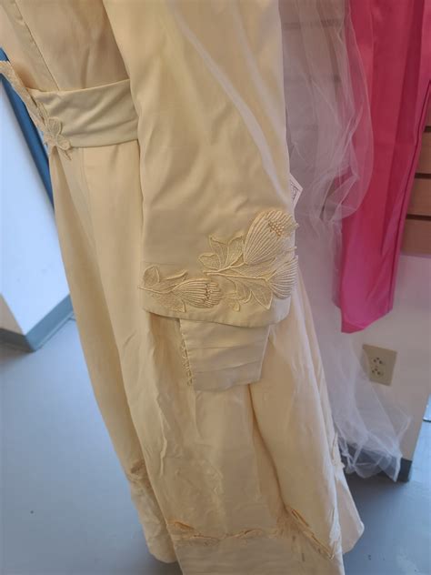 VTG 1950's Wedding Dress Amish - Gem