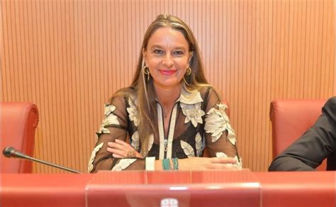 Diritti Umani Eletta Pucciarelli Tra I Like Ai Forni E Gli Insulti Alle Coppie Gay