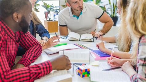 Comment Se Passe Un Conseil De Classe 🧑‍🏫 Les Sherpas